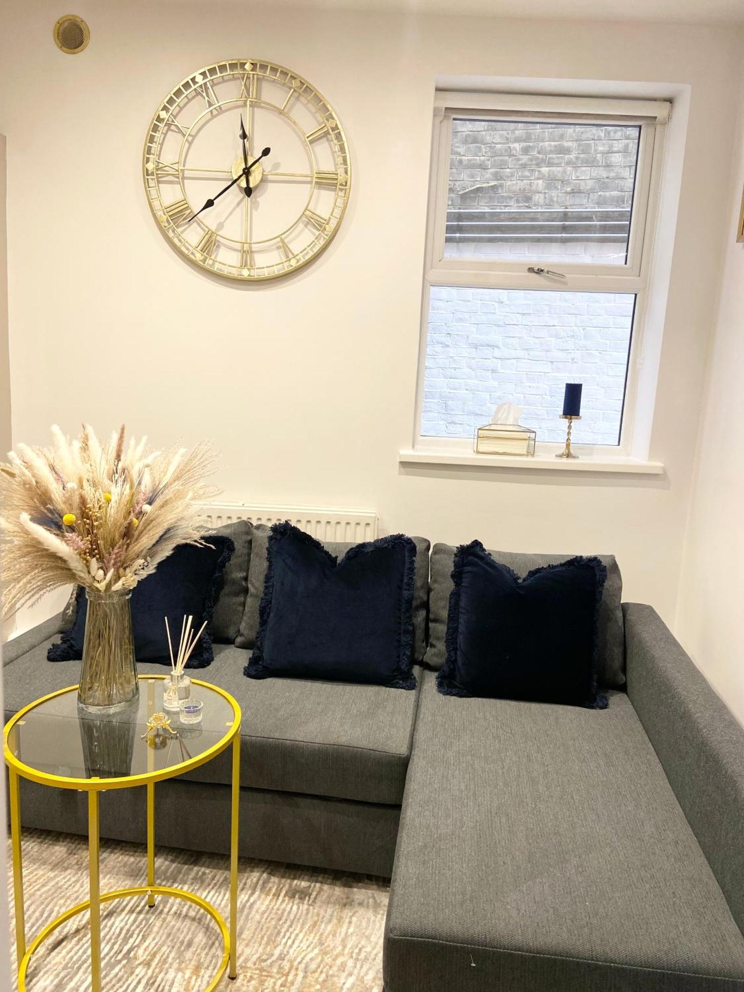 Luxury Shoreditch Apartment 런던 외부 사진